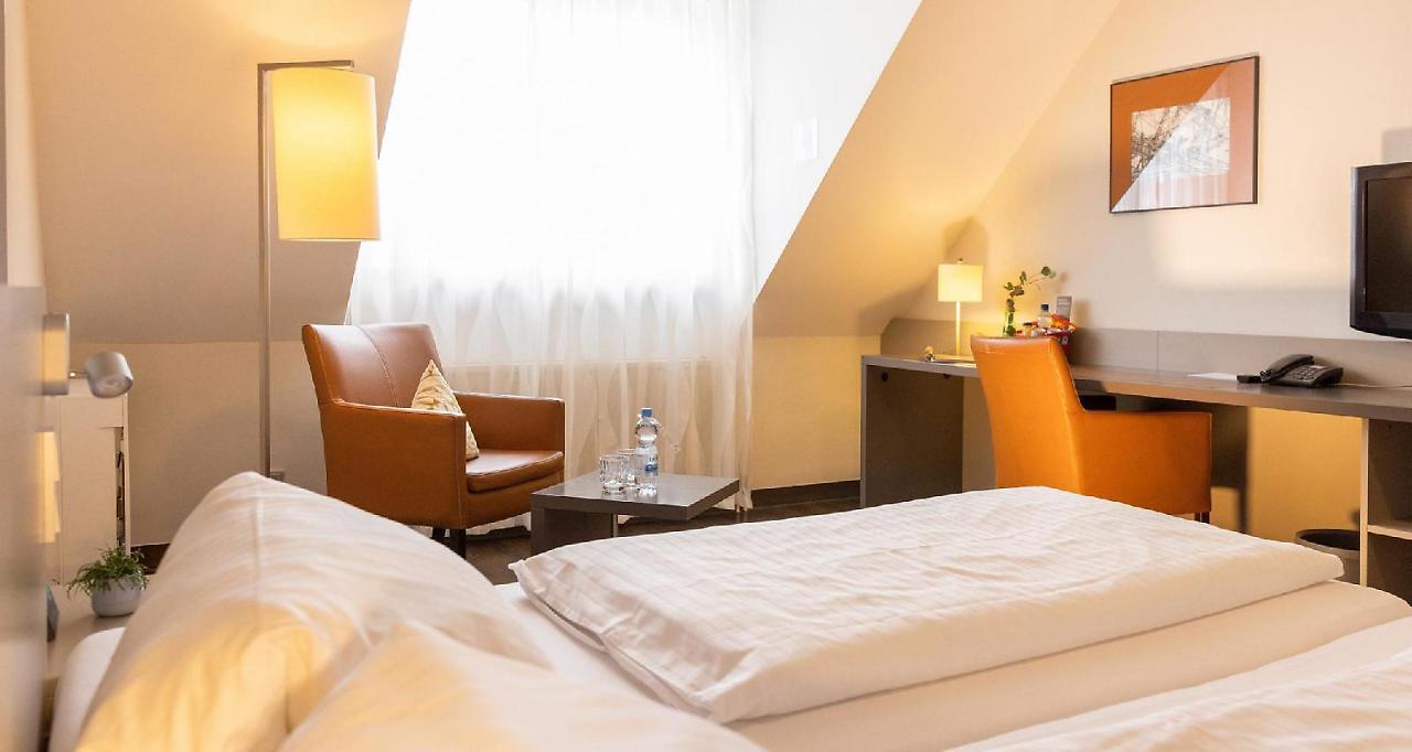 Hotel Traube Am See ฟรีดริชส์ฮาเฟน ภายนอก รูปภาพ